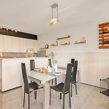 Apartmán Casa Tecitt With Shared Pool In Val Resa - Happy Rentals